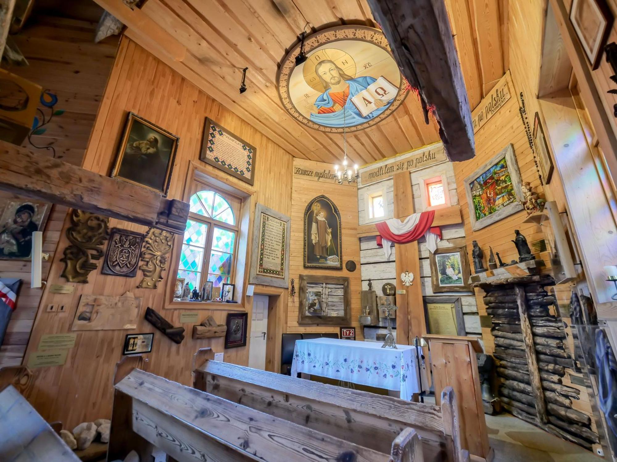 Hotel Szymbark Extérieur photo